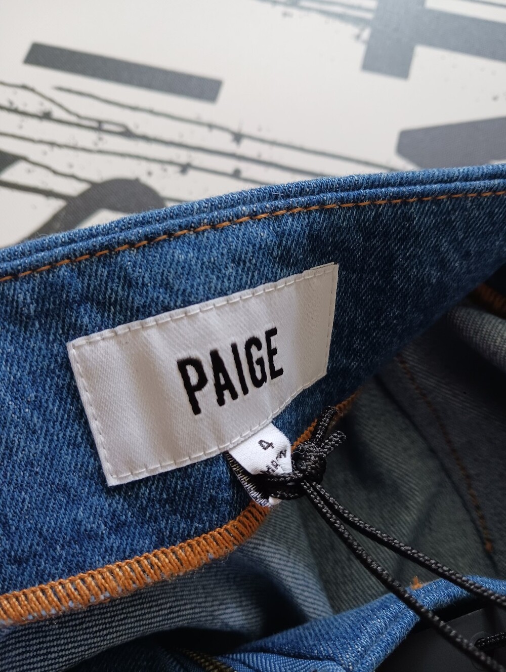 NWT PAIGE Racquel Denim Mini Skirt Size 4 - Picture 7 of 9